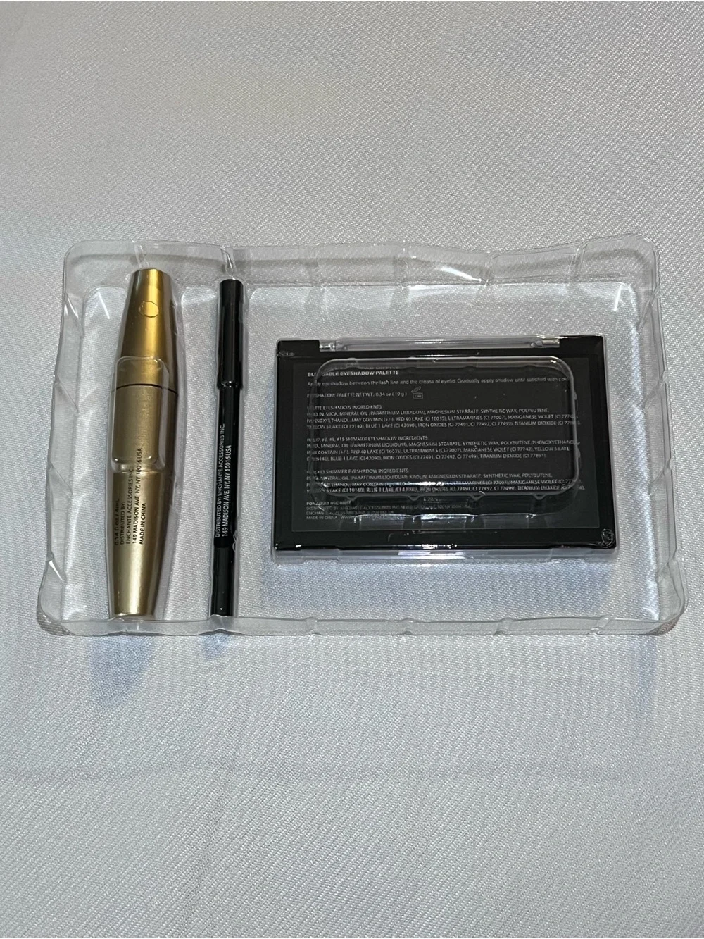Saks Fifth Avenue Blendable Eyeshadow Palette Set with Mascara & Eyeliner
